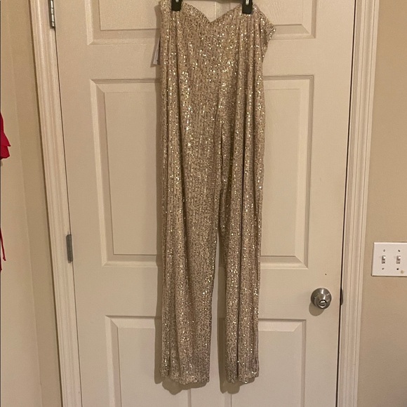 Sequin Jumpsuit in Gold - Picture 4 of 4